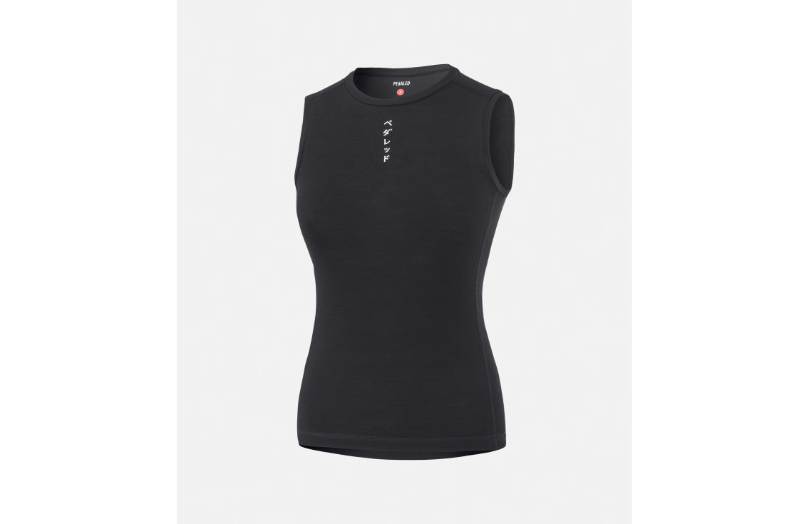 women cycling baselayer merino black essential front pedaled