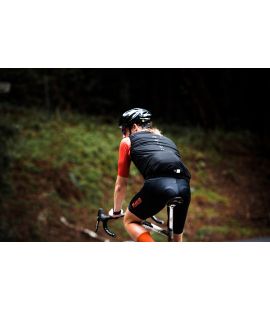 all weather cycling vest back pocket black mirai pedaled action