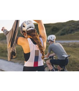 bibshorts back panel woman cycling sabi pedaled