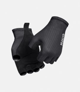 Cycling Gloves Black Unisex - Left - Essential | PEdALED
