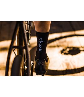 cycling socks men logo black mirai in action pedaled