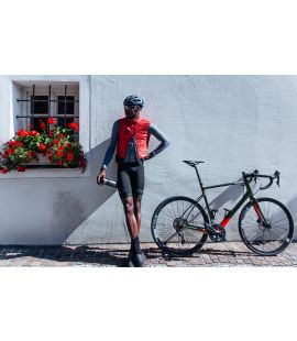men 600ml cycling water bottle black mizu pedaled action