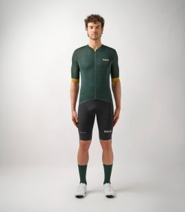 men cycling jersey green essential total body front | PEdALED
