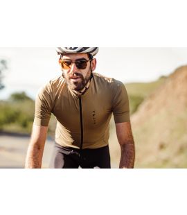 men cycling jersey olive green mirai in action pedaled