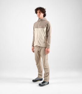 men cycling pants beige total body front | PEdALED
