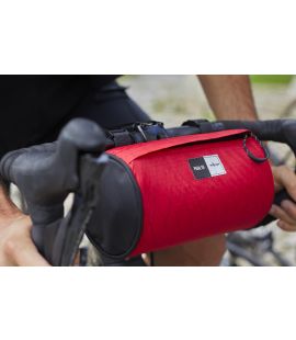 men handlebar cycling bag coral red odyssey pedaled detail