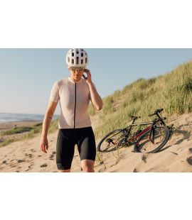 sabi woman cycling sand bibshorts pedaled