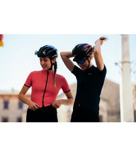 women cycling cap grey pedaled action