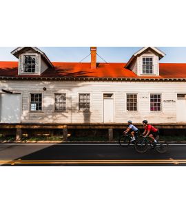 women lightweight cycling jersey-street brick red mirai pedaled