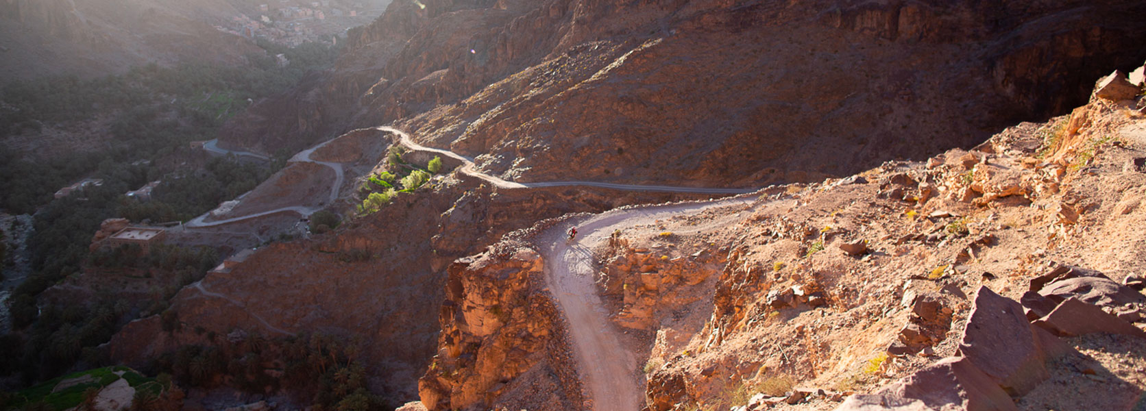 INTO THE RIFT:THE STORY OF THEPEdALED ATLAS MOUNTAIN RACE