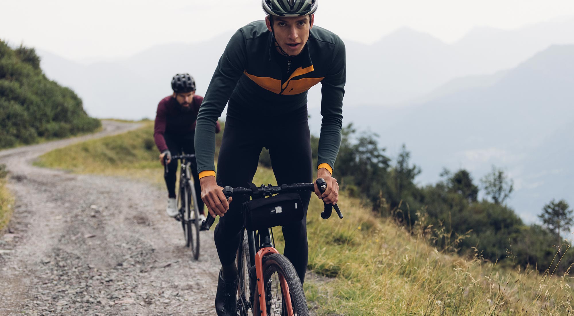 pedaled-essential-merino-long-sleeve-cycling-jersey